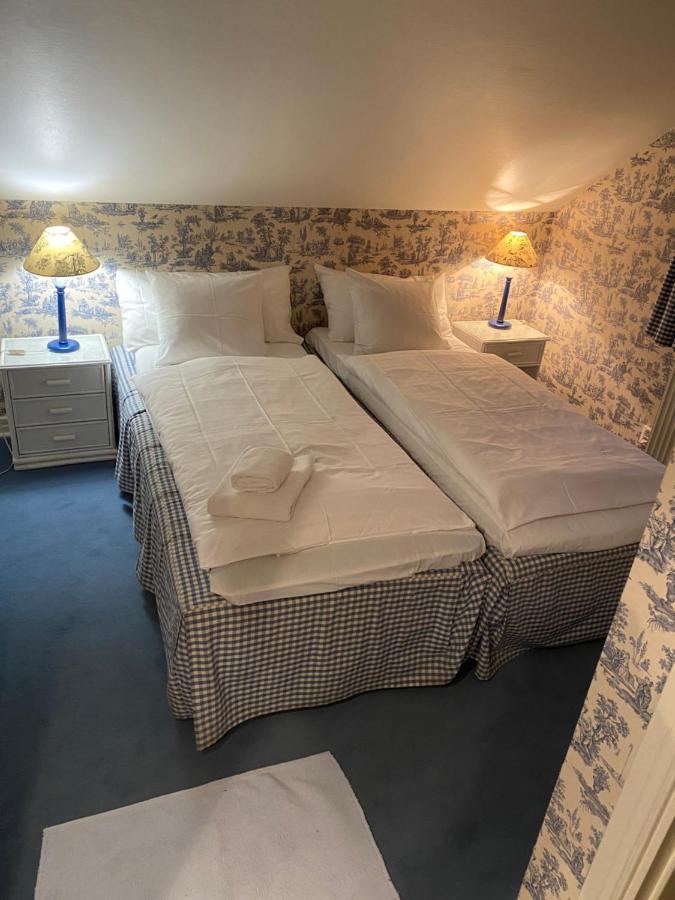 Apertins Hotell Kil Kültér fotó