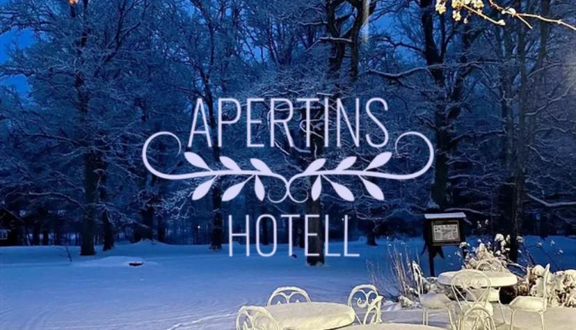 Apertins Hotell Kil Kültér fotó
