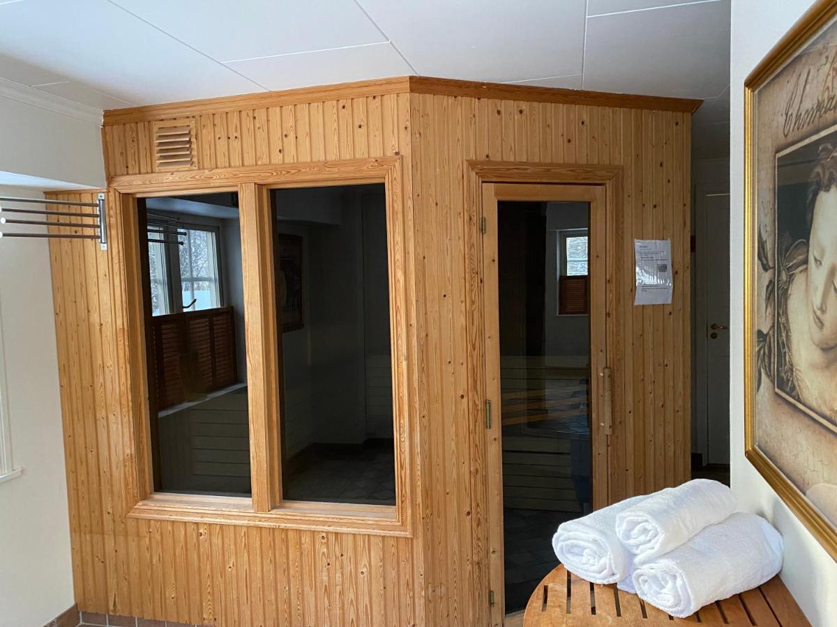 Apertins Hotell Kil Kültér fotó