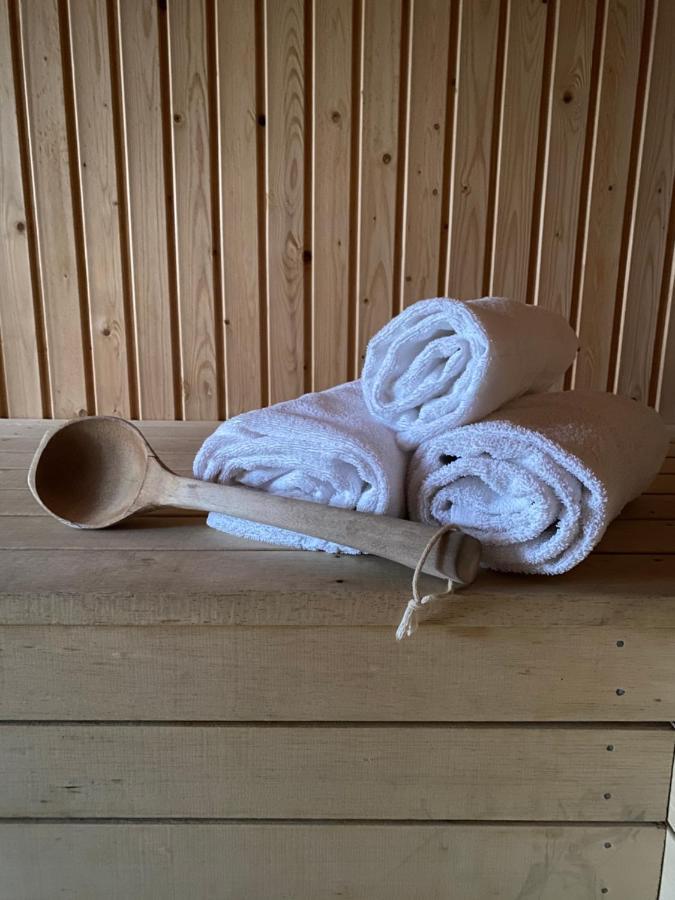 Apertins Hotell Kil Kültér fotó